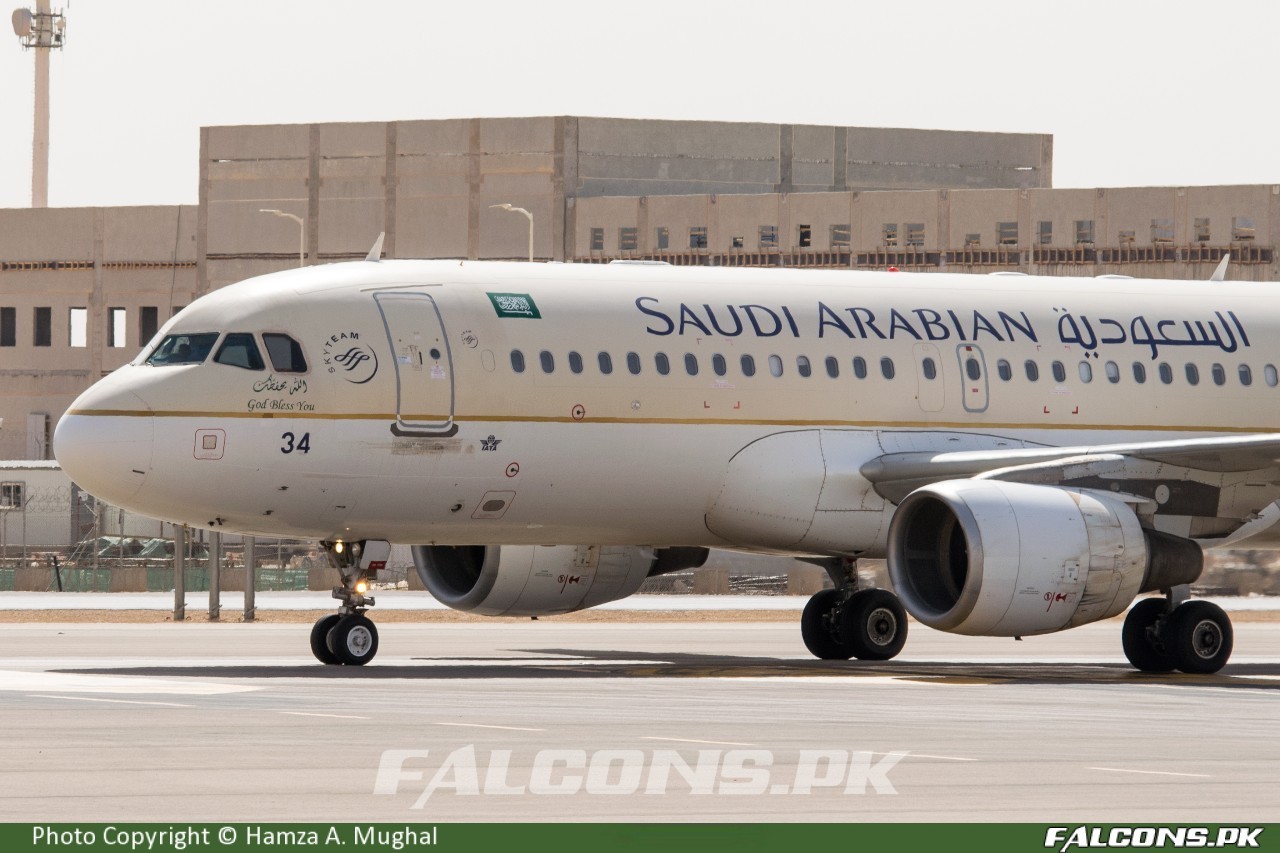 Saudi Arabian Airlines Airbus A320-214 Full Size Aviation Photo