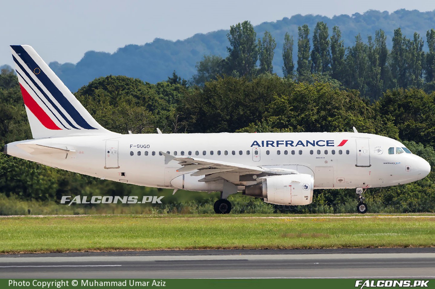 Air France Airbus A318-111 Full Size Aviation Photo